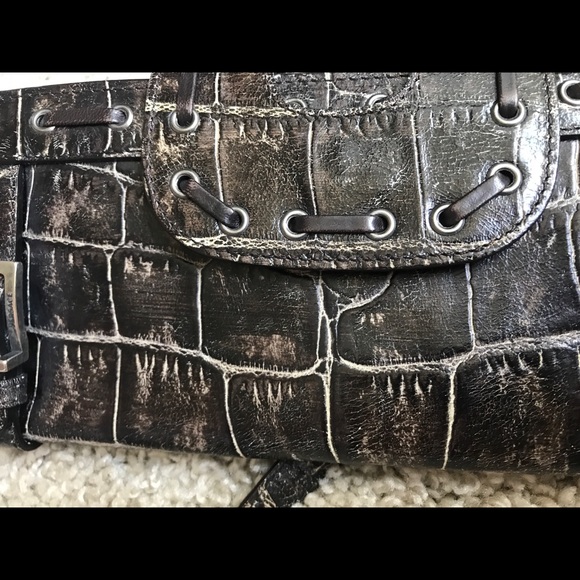 Versace Alligator Clutch - Picture 9 of 12